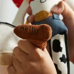 Disney Jessie Plush – Toy Story 2 – Medium 17 3/4'' 11 Disney Jessie Plush – Toy Story 2 – Medium 17 3/4'' -Disney 1231000444634 4