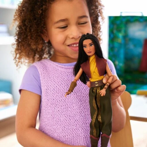 Raya Disney Story Doll – Raya And The Last Dragon – 11 1/2'' - Image 6