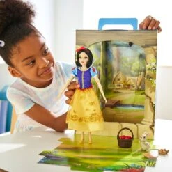 Snow White Disney Story Doll – 11'' -Disney 1610040902071 1