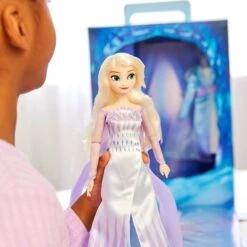 Elsa Disney Story Doll – Frozen – 11 1/2'' -Disney 1610040902076 5