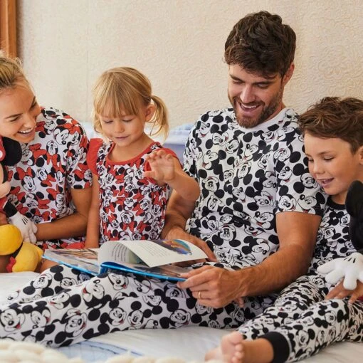 Disney Mickey Mouse Sleep Set For Men - Image 2