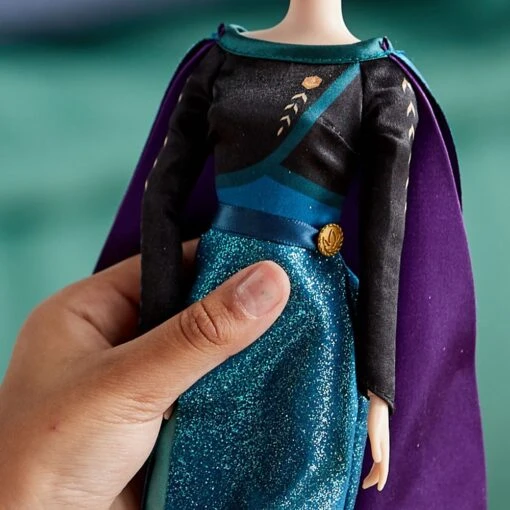 Disney Anna Classic Doll – Frozen 2 – 11 1/2'' - Image 8