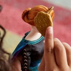 Disney Anna Classic Doll – Frozen 2 – 11 1/2'' -Disney 6001040901695 8