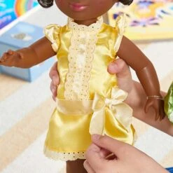 Disney Animators' Collection Tiana Doll – The Princess And The Frog – 16'' 17 Disney Animators' Collection Tiana Doll – The Princess And The Frog – 16'' -Disney 6002040580664 5