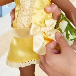 Disney Animators' Collection Tiana Doll – The Princess And The Frog – 16'' 18 Disney Animators' Collection Tiana Doll – The Princess And The Frog – 16'' -Disney 6002040580664 6