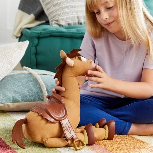 Disney Bullseye Interactive Action Figure With Sound – Toy Story – 18'' - Image 2