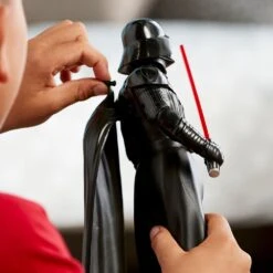 Disney Darth Vader Talking Action Figure – Star Wars -Disney 6101047624067 5