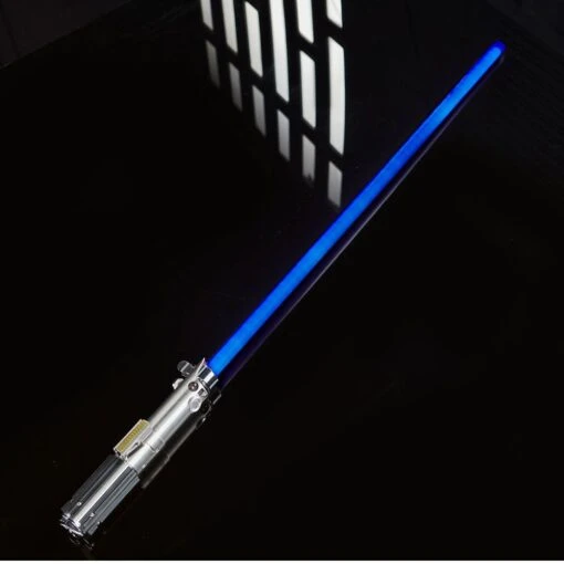 Disney Skywalker Legacy LIGHTSABER Collectible Set – Star Wars - Image 2
