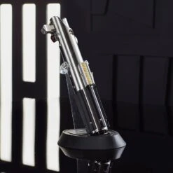 Disney Skywalker Legacy LIGHTSABER Collectible Set – Star Wars -Disney 6106047623982 6
