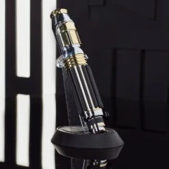 Disney Mace Windu Legacy Custom LIGHTSABER Collectible Set – Star Wars -Disney 6106047623984 6