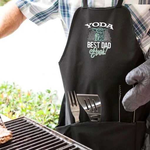 Disney Yoda ''Best Dad Ever'' BBQ Apron Tote Pro Grill Set – Star Wars - Image 2
