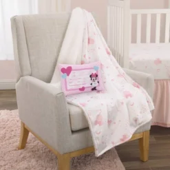Disney Minnie Mouse Keepsake Pillow -Disney GUEST c5d2e971 9b0c 412e 946f 99cc48b9fa39